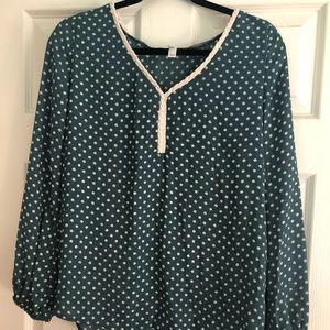 Women’s long sleeve blouse